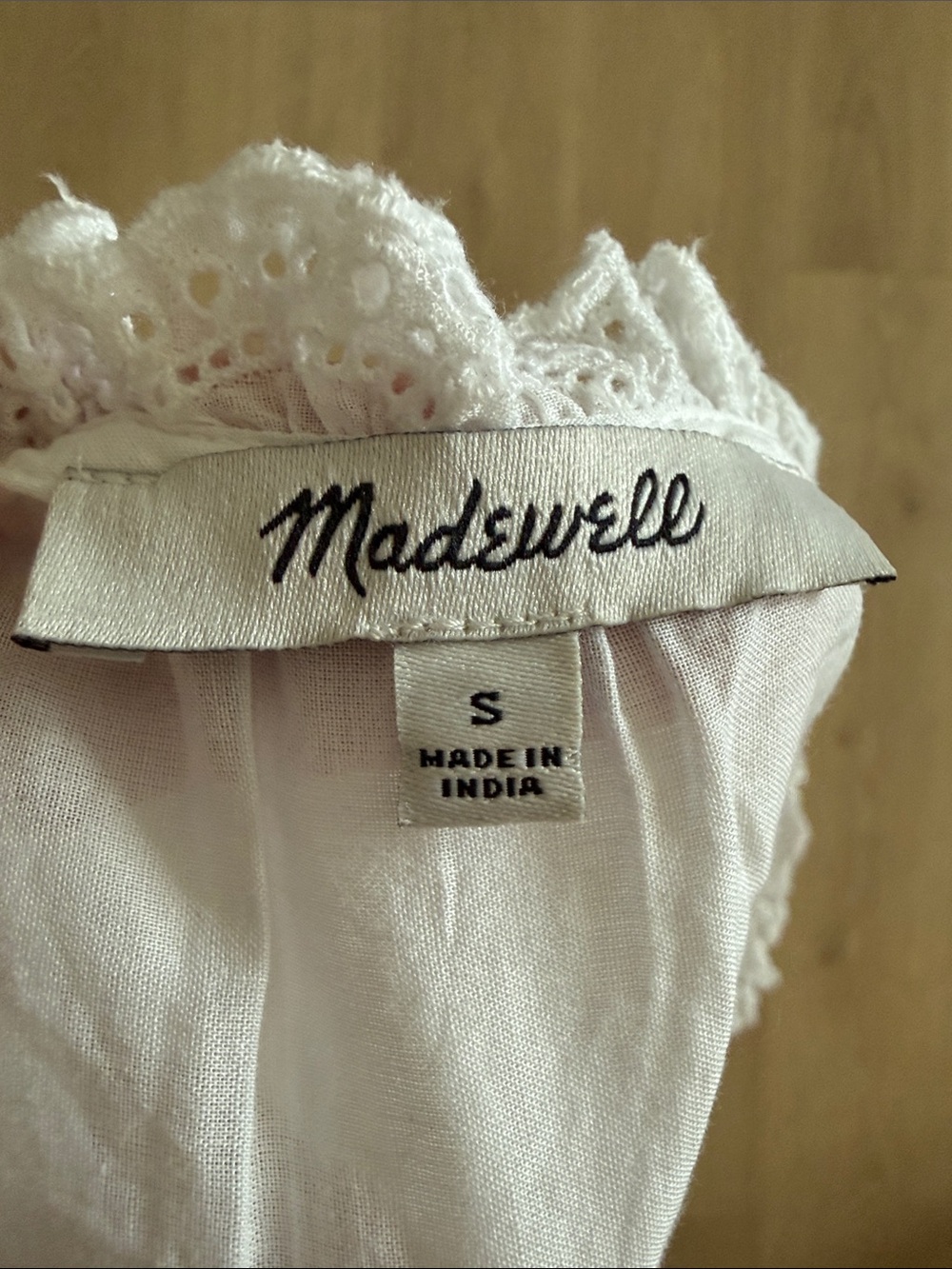 Madewell Embroidered Ruffle Trim Sleeveless Top In Eyelet White sz. S - Picture 6 of 6